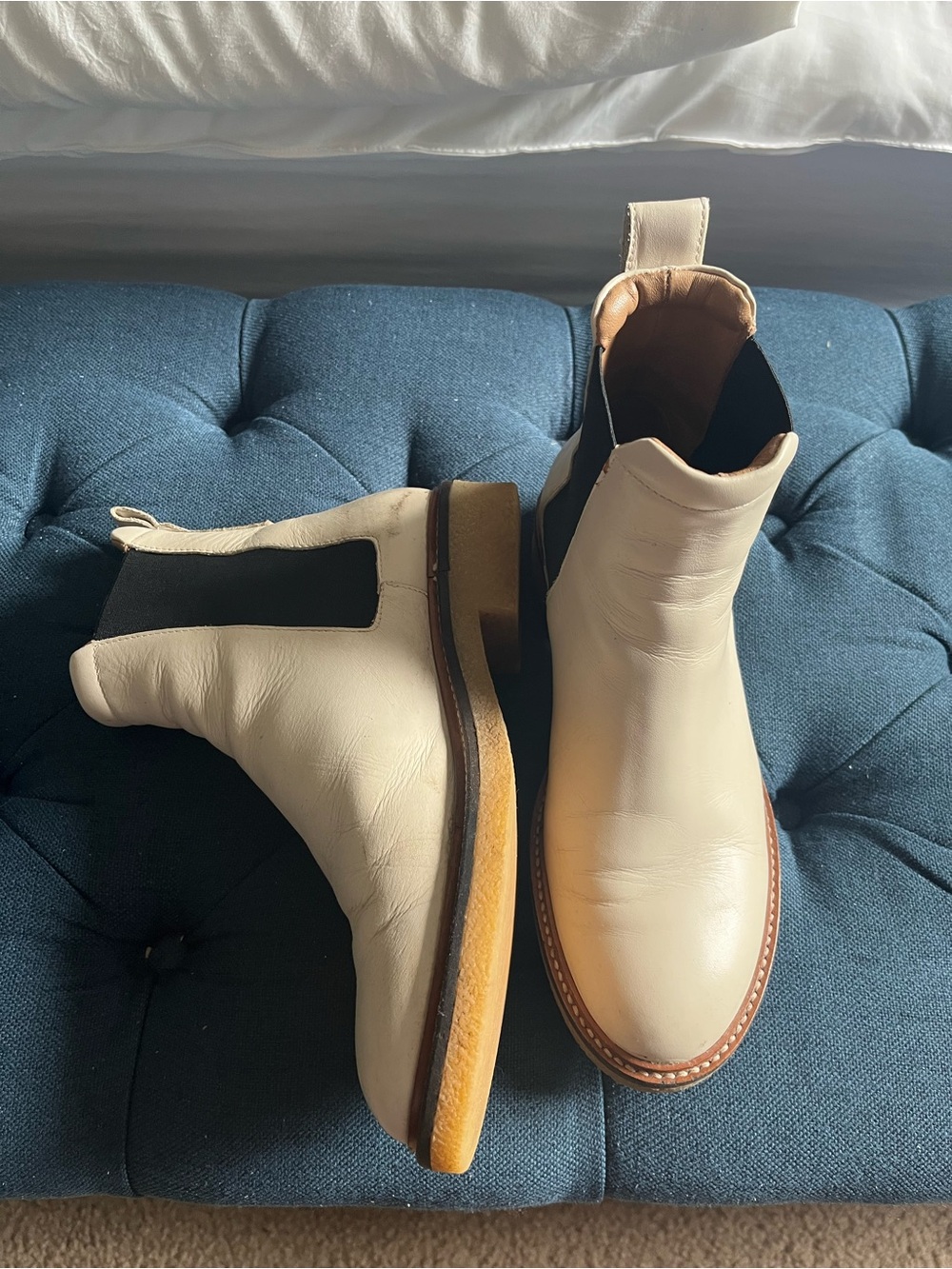 Everlane Chelsea Boots